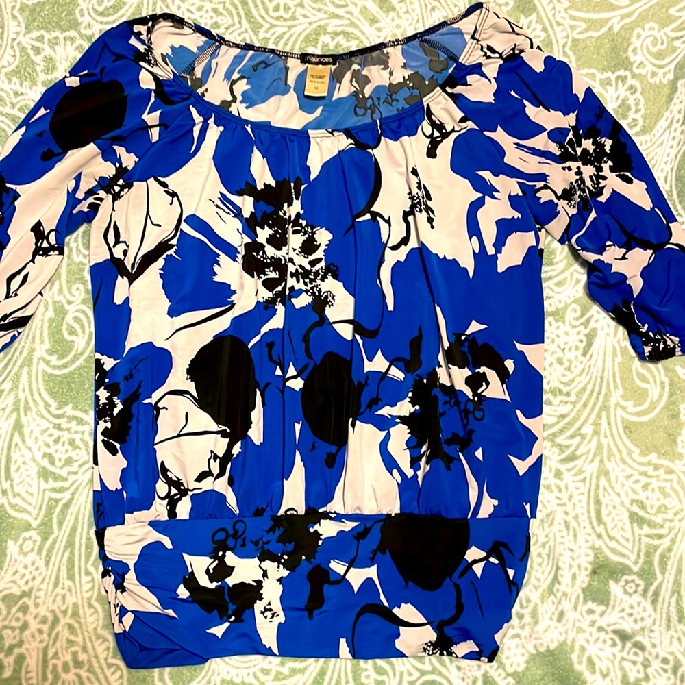 Women’s dress shirt